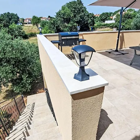 Fameja By Interhome * Ližnjan