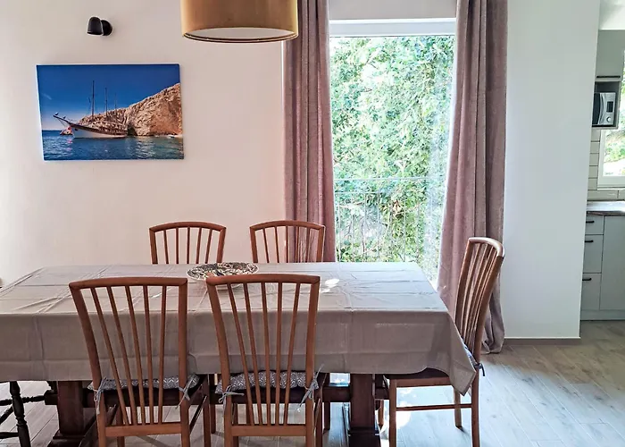 Apartamento Fameja By Interhome *