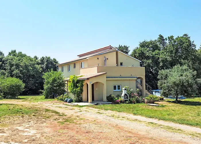 Fameja By Interhome