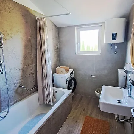 Fameja By Interhome * Ližnjan