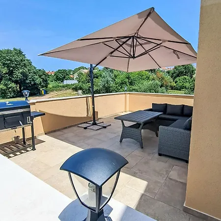 Fameja By Interhome Apartmán Ližnjan