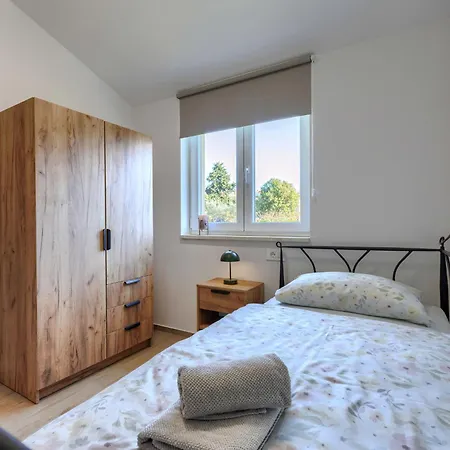 Fameja By Interhome * Ližnjan