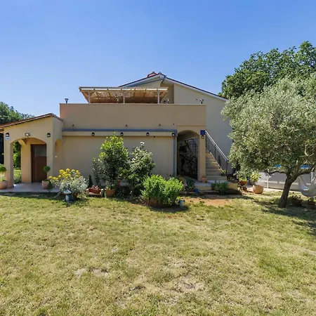 Fameja By Interhome *