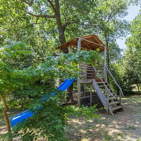 Fameja By Interhome Apartment Ližnjan